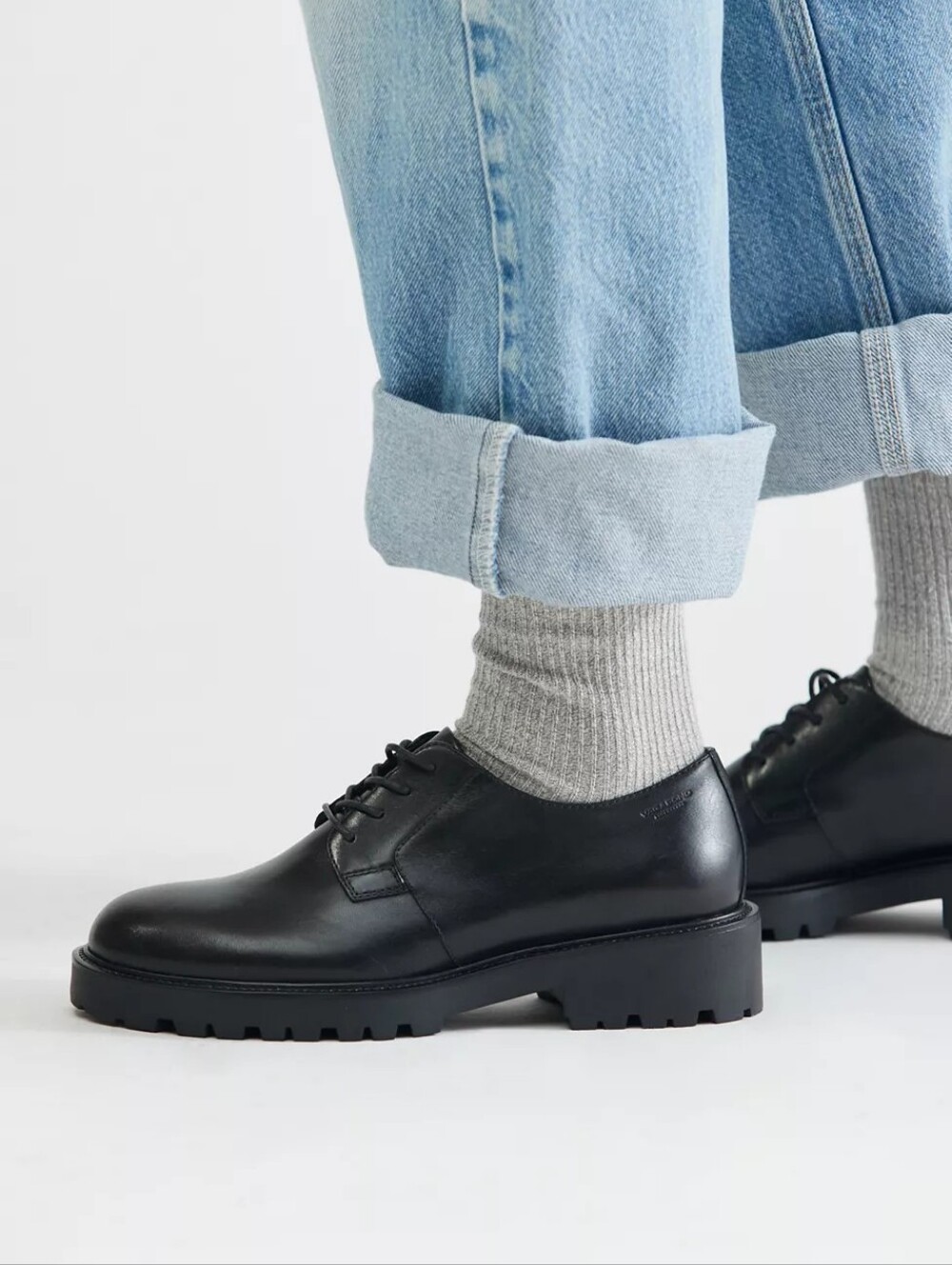 Vagabond Black Leather Oxfords